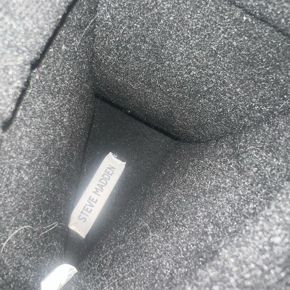 News - Picture 2 of 4